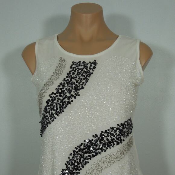 LUCKY FASHION Beads Embellished Nylon Sleeveless Top - Picture 2 of 5